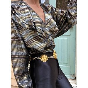 Vintage gold and silver metallic ruffle front top